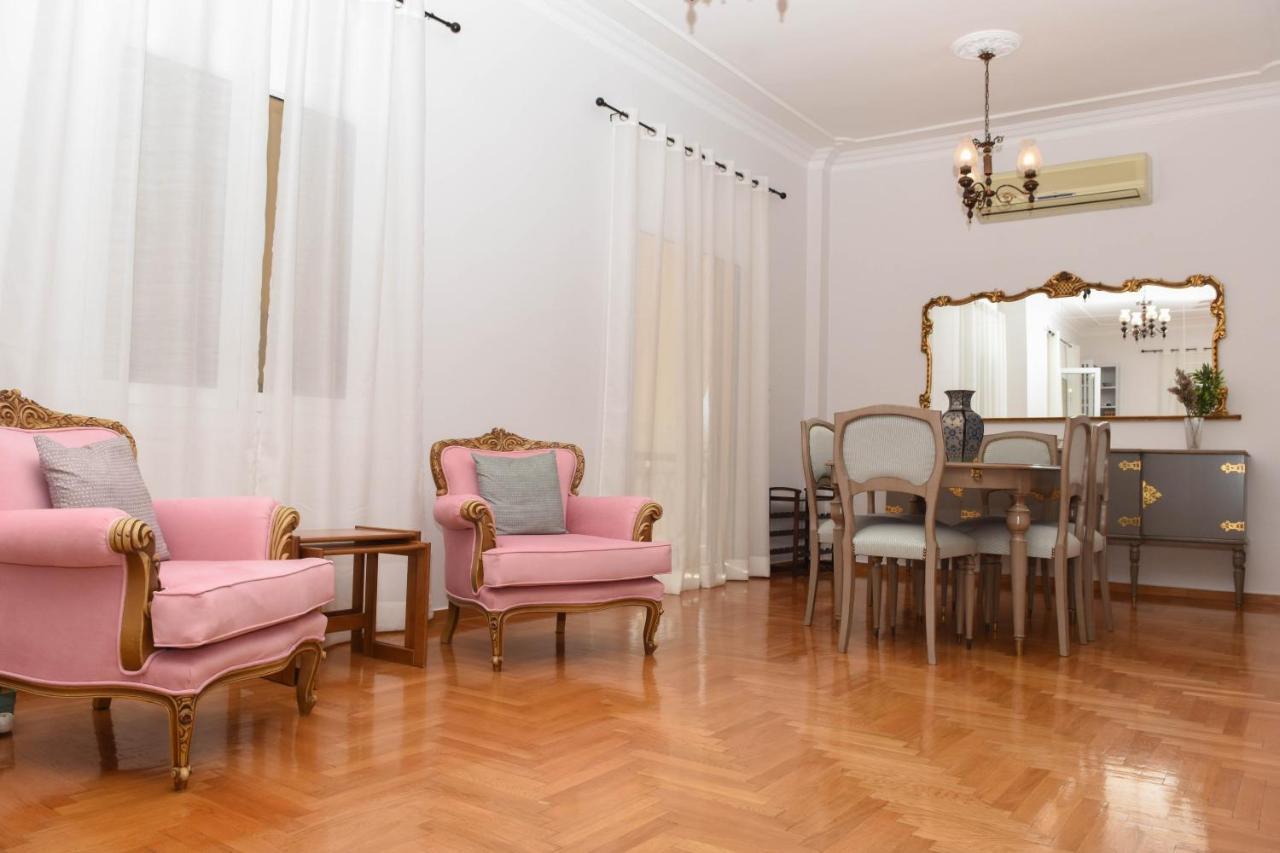 Ellis House Apartment Агринион Екстериор снимка