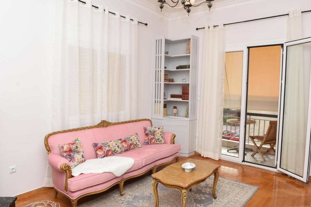 Ellis House Apartment Агринион Екстериор снимка